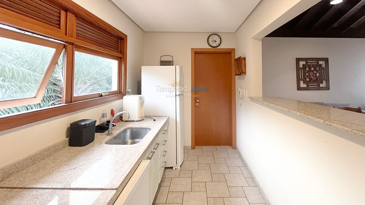 Apartamento para alquiler de vacaciones em Ubatuba (Praia Grande)