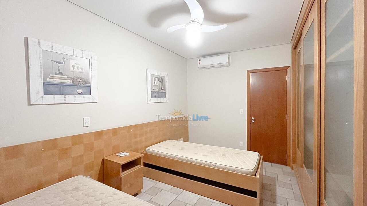 Apartamento para alquiler de vacaciones em Ubatuba (Praia Grande)