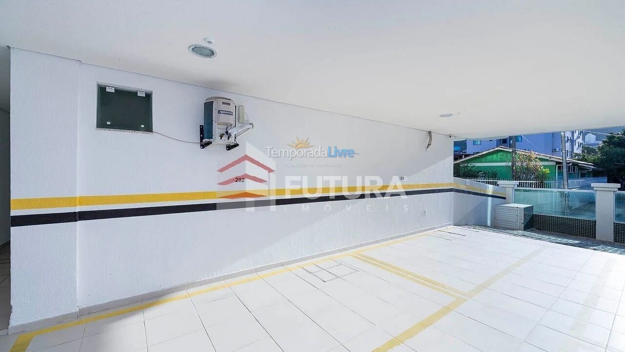 Apartamento para alquiler de vacaciones em Bombinhas (Praia de Bombas)