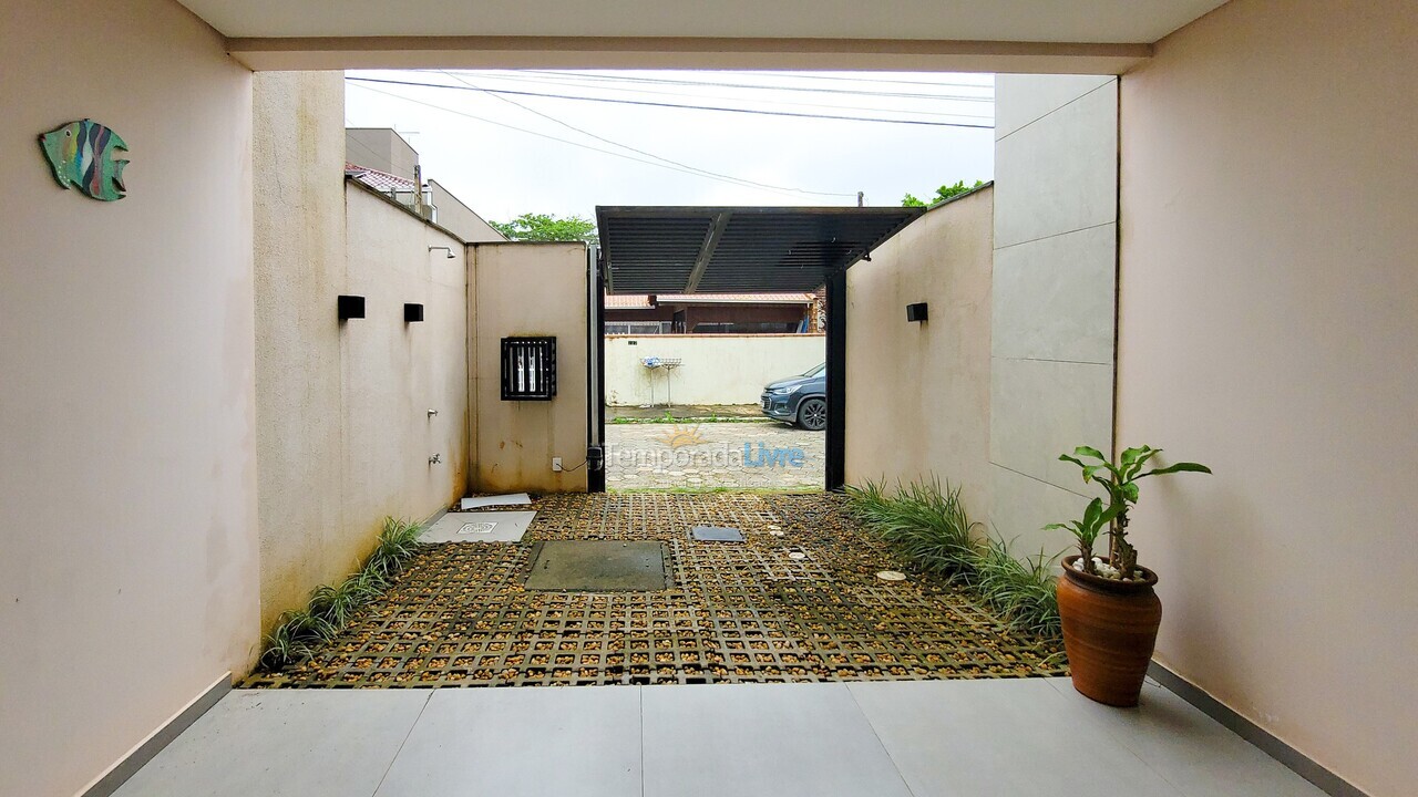 House for vacation rental in São Francisco do Sul (Prainha)