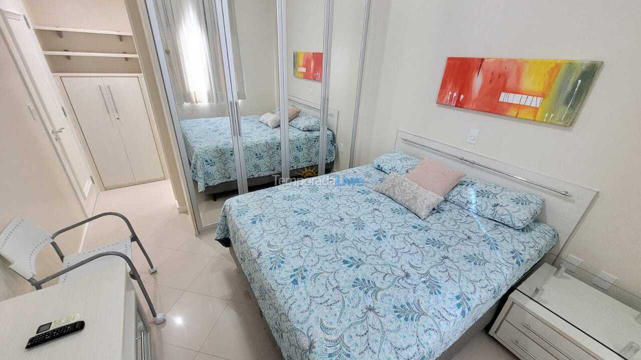 Apartment for vacation rental in Itapema (Meia Praia)