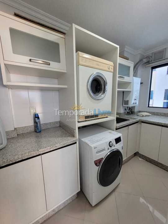 Apartment for vacation rental in Itapema (Meia Praia)