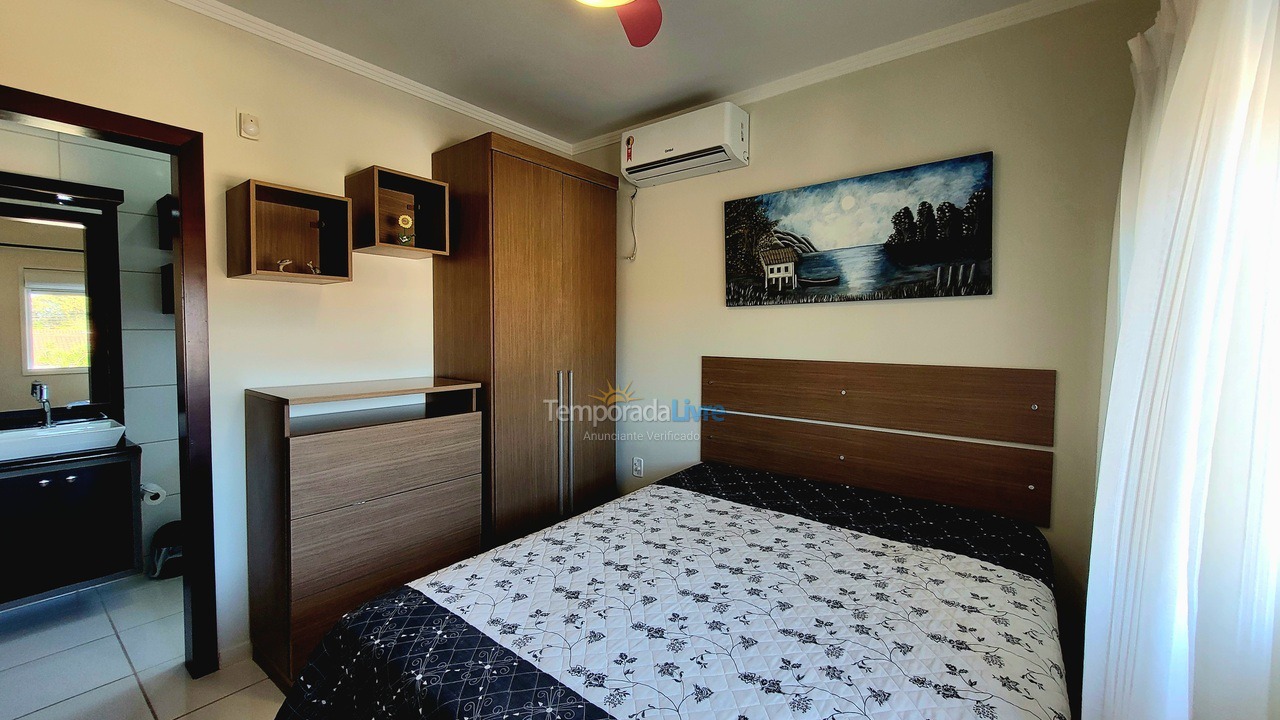 Casa para aluguel de temporada em São Francisco do Sul (Ubatuba)