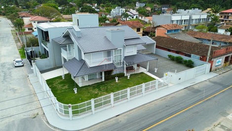Casa para alugar em São Francisco do Sul - Ubatuba