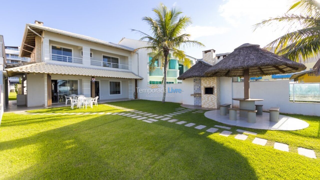 Casa para aluguel de temporada em Bombinhas (Praia de Bombas)