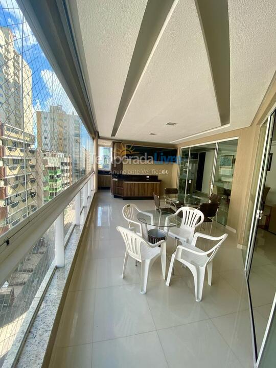 Apartamento para aluguel de temporada em Itapema (Meia Praia)
