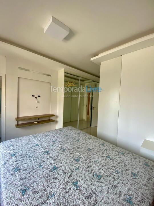 Apartamento para aluguel de temporada em Itapema (Meia Praia)