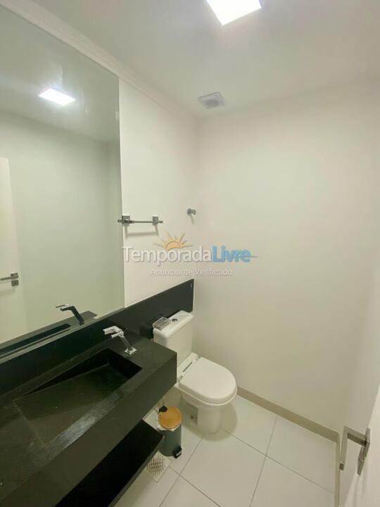Apartamento para aluguel de temporada em Itapema (Meia Praia)