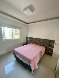 Apartamento de 4 Suítes na Segunda Quadra