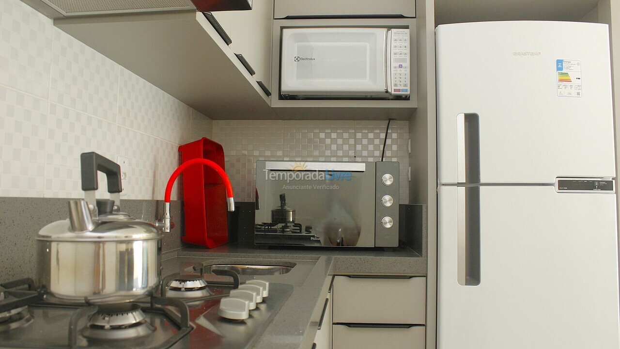 Apartamento para aluguel de temporada em Bombinhas (Praia de Quatro Ilhas)