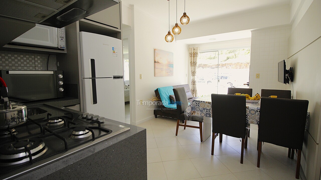 Apartamento para aluguel de temporada em Bombinhas (Praia de Quatro Ilhas)