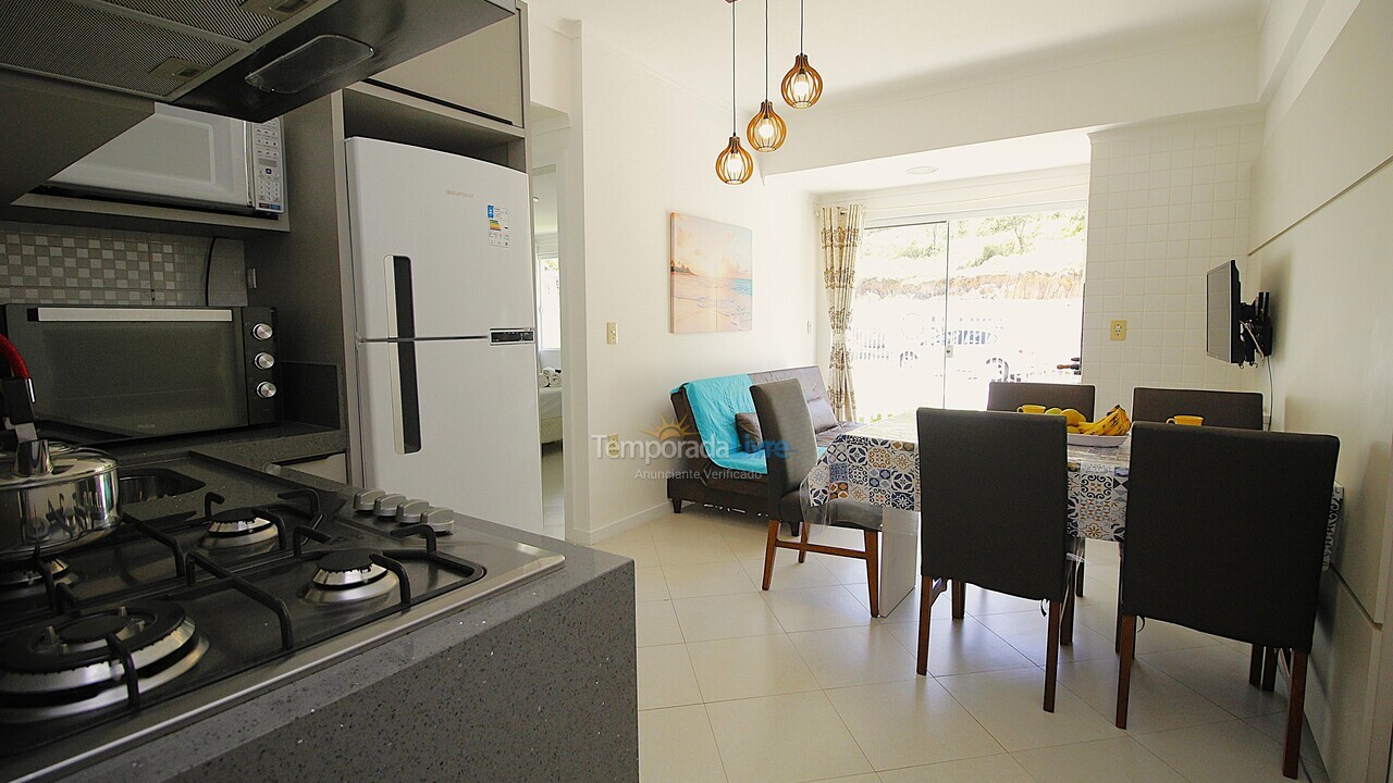 Apartamento para aluguel de temporada em Bombinhas (Praia de Quatro Ilhas)