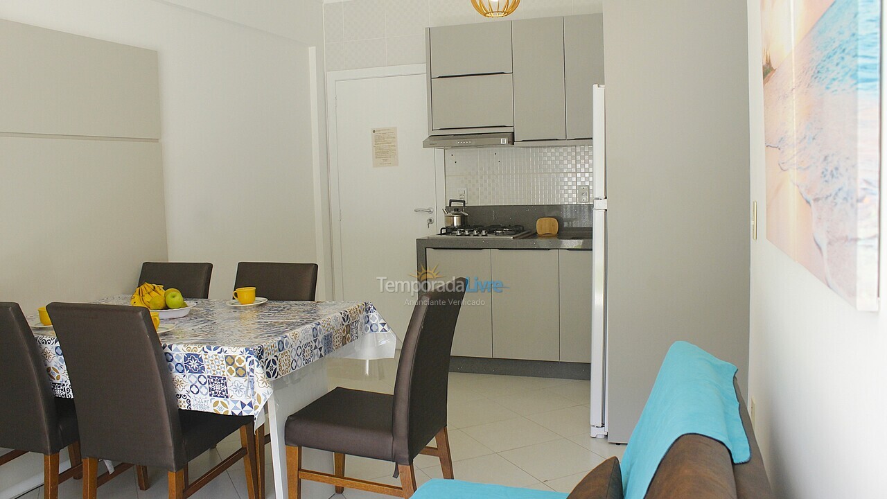 Apartamento para aluguel de temporada em Bombinhas (Praia de Quatro Ilhas)