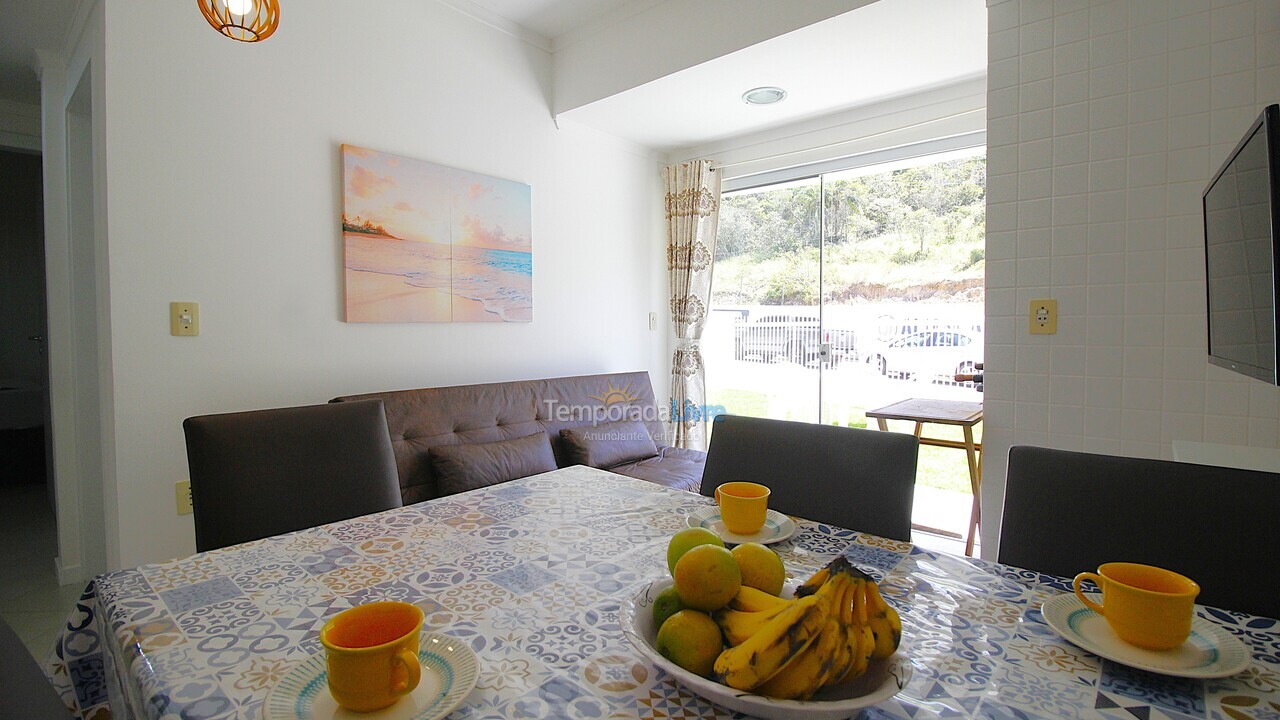 Apartamento para aluguel de temporada em Bombinhas (Praia de Quatro Ilhas)