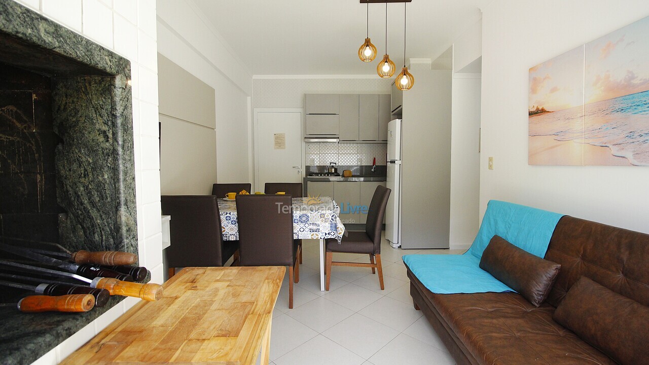 Apartamento para aluguel de temporada em Bombinhas (Praia de Quatro Ilhas)
