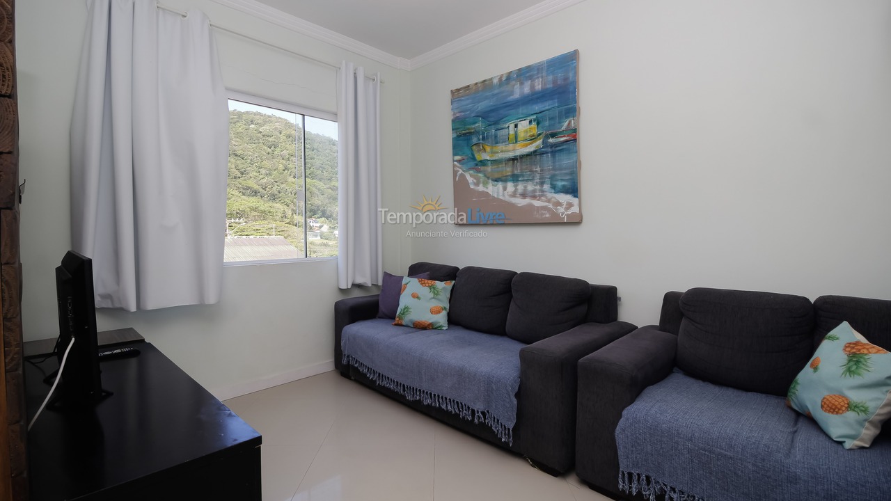 Apartamento para alquiler de vacaciones em Bombinhas (Praia de Quatro Ilhas)