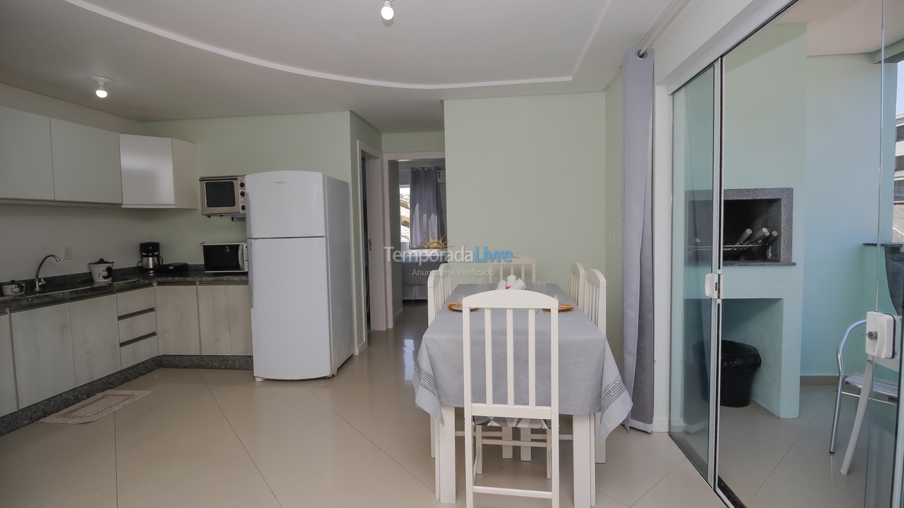 Apartamento para alquiler de vacaciones em Bombinhas (Praia de Quatro Ilhas)