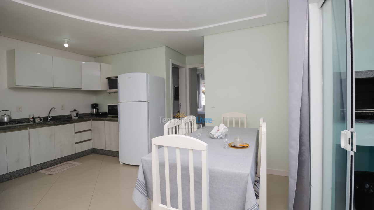 Apartamento para alquiler de vacaciones em Bombinhas (Praia de Quatro Ilhas)