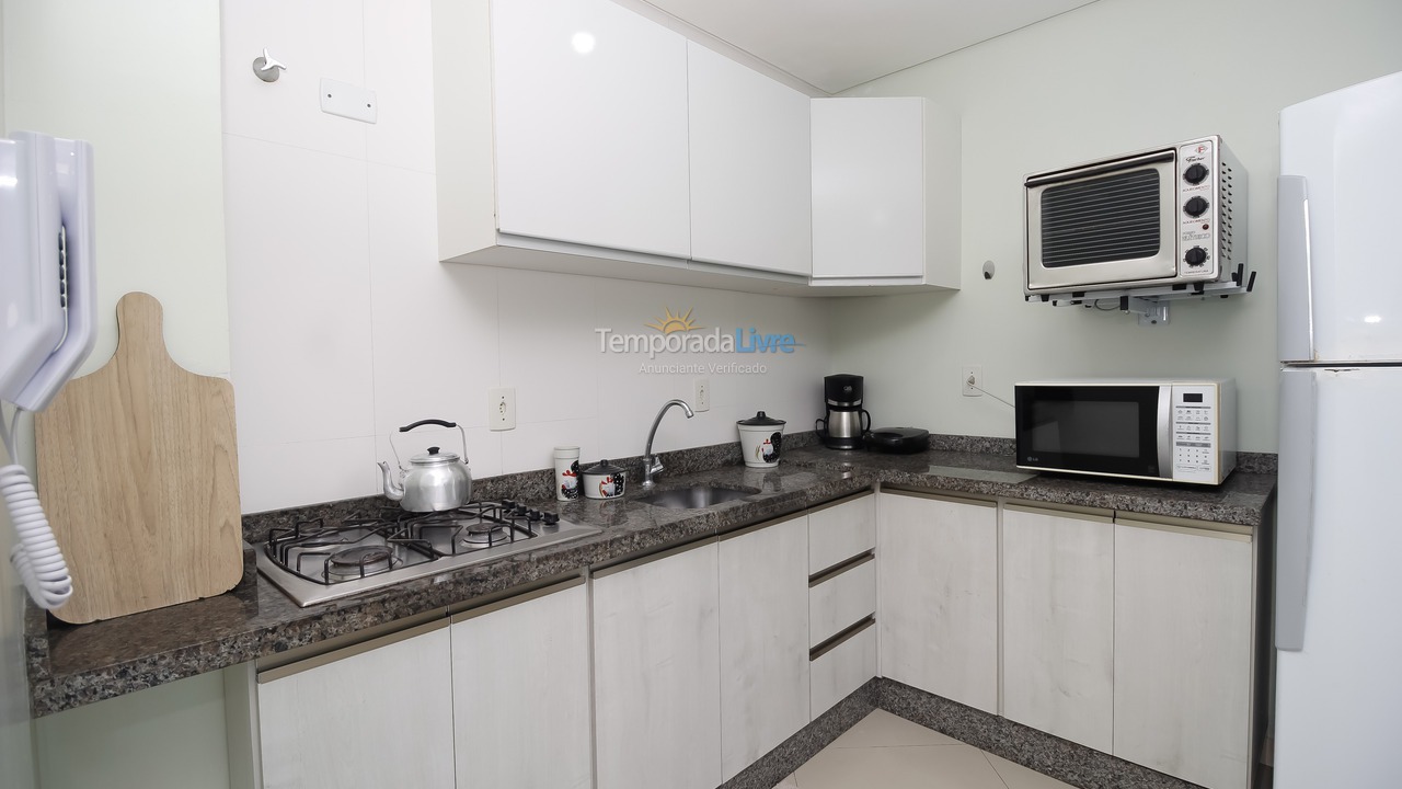 Apartamento para alquiler de vacaciones em Bombinhas (Praia de Quatro Ilhas)