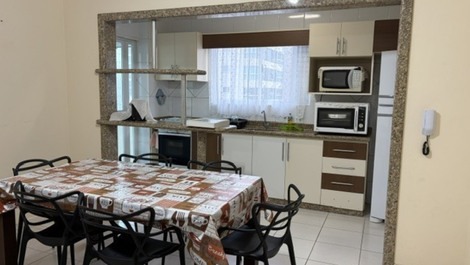 APARTAMENTO 3 DORMITÓRIOS SENDO 1 SUÍTE