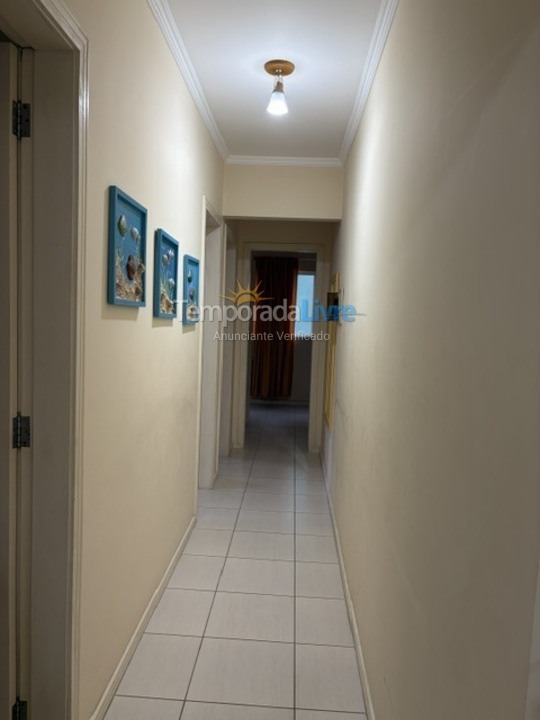 Apartamento para aluguel de temporada em Itapema (Meia Praia)