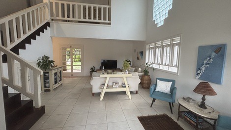 House in Riviera near the beach