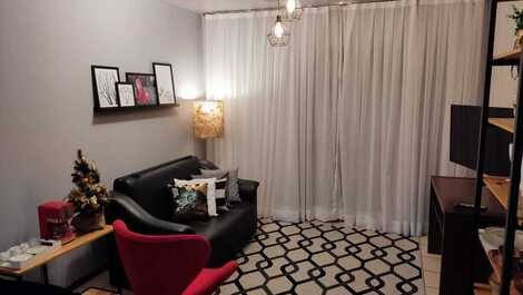 Apartamento de 2 habitaciones en el centro de Meia Praia.