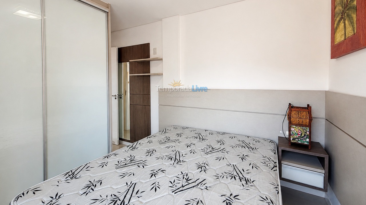 Apartamento para aluguel de temporada em Bombinhas (Praia de Bombinhas)