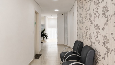 249 - Apartamento 2 dormitórios para 4 pessoas na Praia de Bombinhas