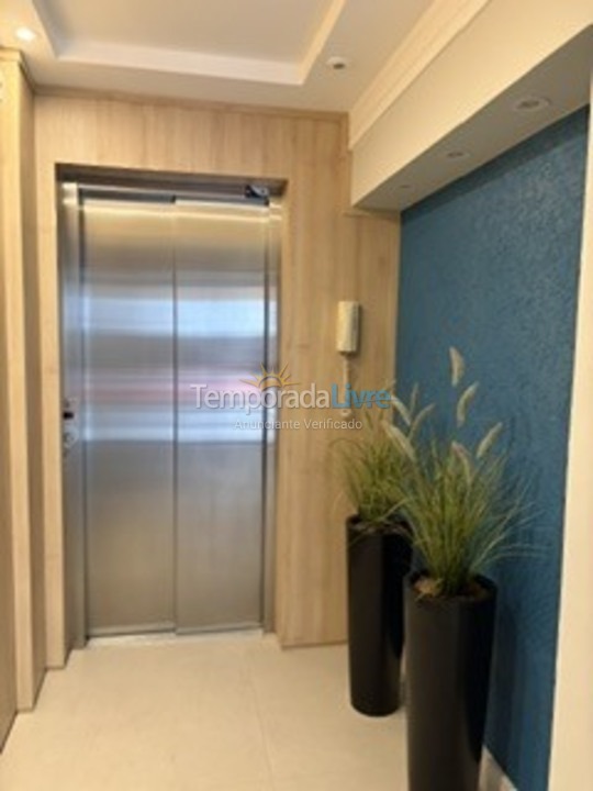 Apartment for vacation rental in Itapema (Meia Praia)