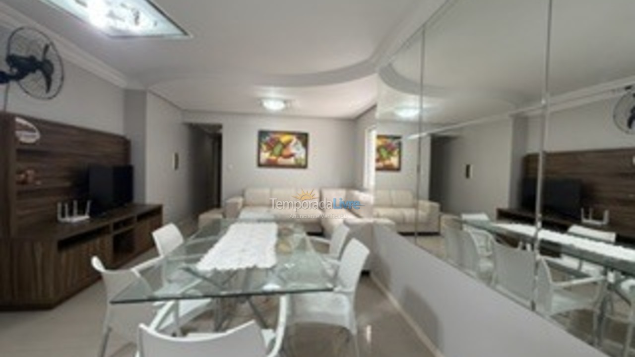 Apartment for vacation rental in Itapema (Meia Praia)