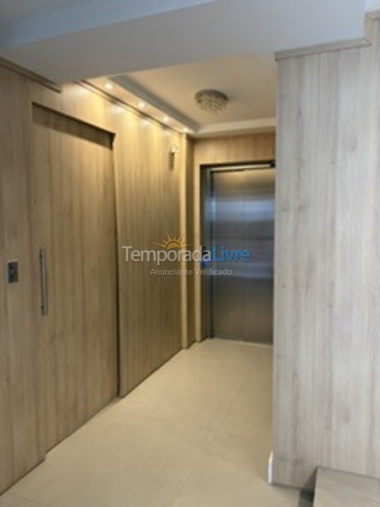 Apartment for vacation rental in Itapema (Meia Praia)