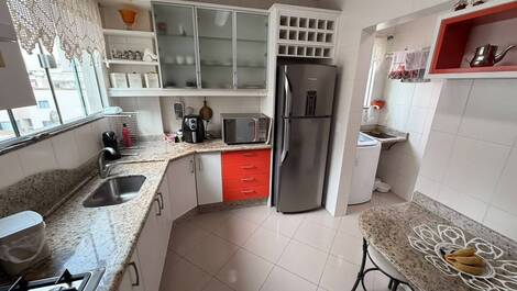 Alquiler de temporada en Ed. Ravel: 3 habitaciones // barbacoa // 2 plazas de aparcamiento