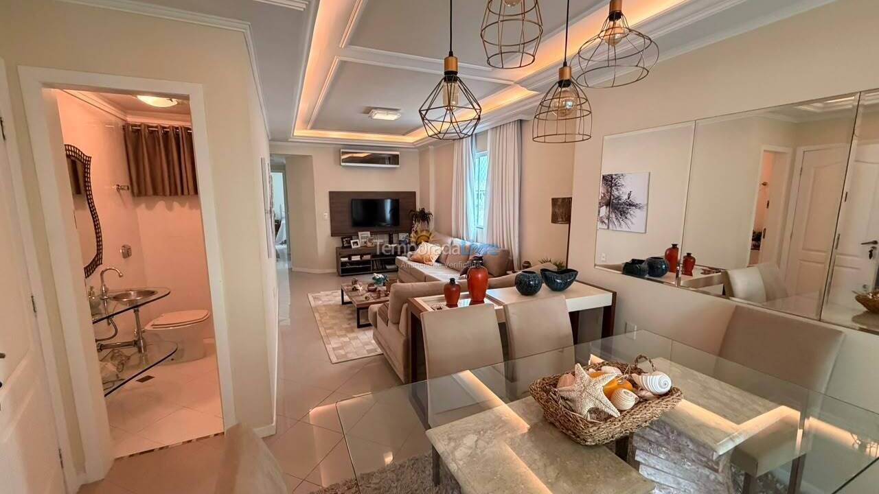 Apartamento para alquiler de vacaciones em Balneário Camboriú (Praia Central)