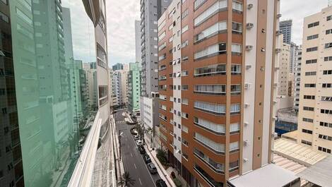 Alquiler de temporada en Ed. Ravel: 3 habitaciones // barbacoa // 2 plazas de aparcamiento