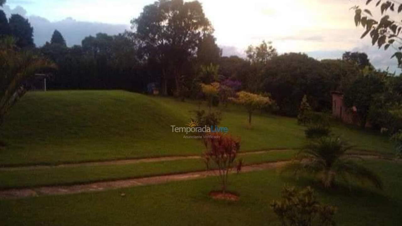 Casa para aluguel de temporada em Mairinque (Sinindu)