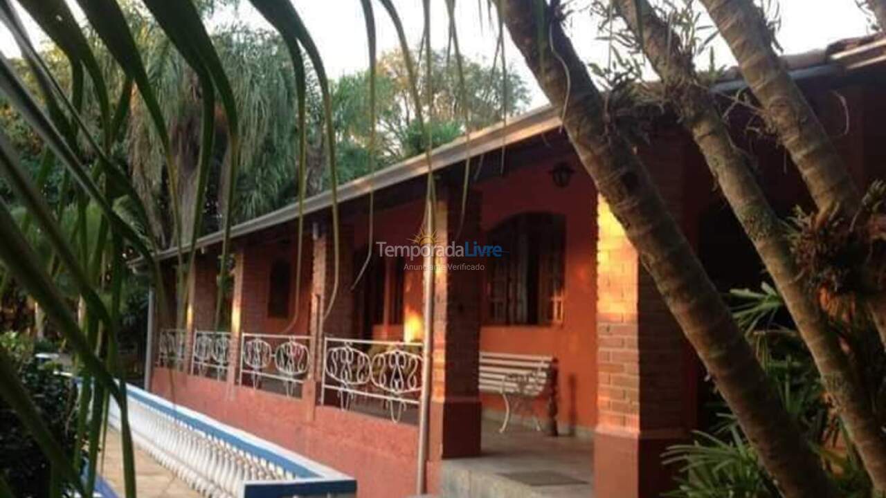 Casa para aluguel de temporada em Mairinque (Sinindu)