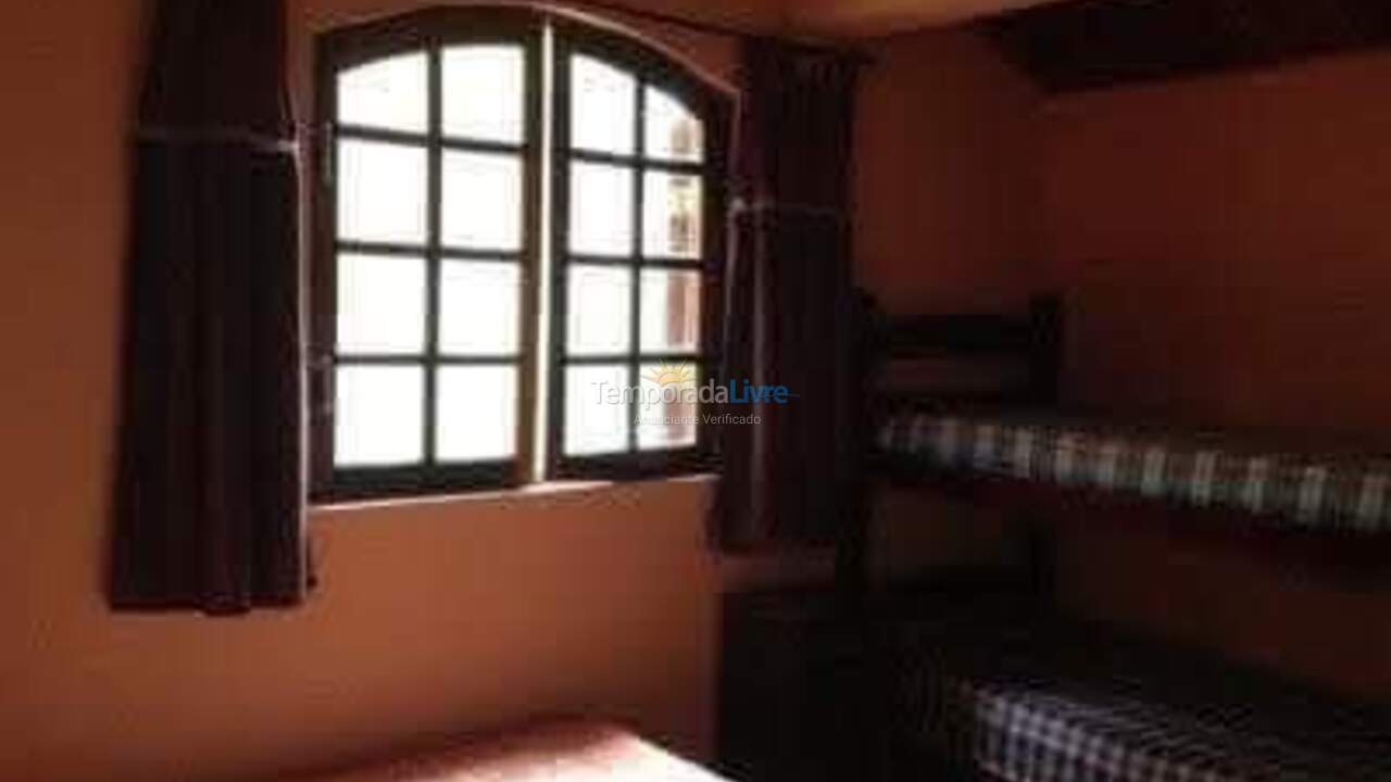 Casa para aluguel de temporada em Mairinque (Sinindu)