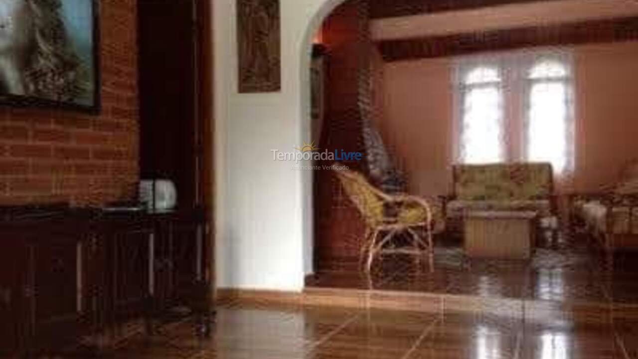 Casa para aluguel de temporada em Mairinque (Sinindu)