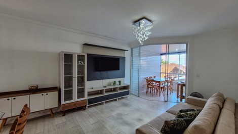 Beachfront house for 8 people - 3 bedrooms with air conditioning, 200m from the sea.