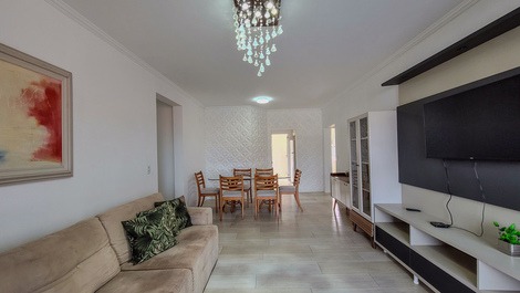 Beachfront house for 8 people - 3 bedrooms with air conditioning, 200m from the sea.