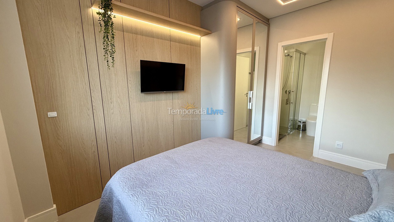 Apartment for vacation rental in Governador Celso Ramos (Praia de Palmas)