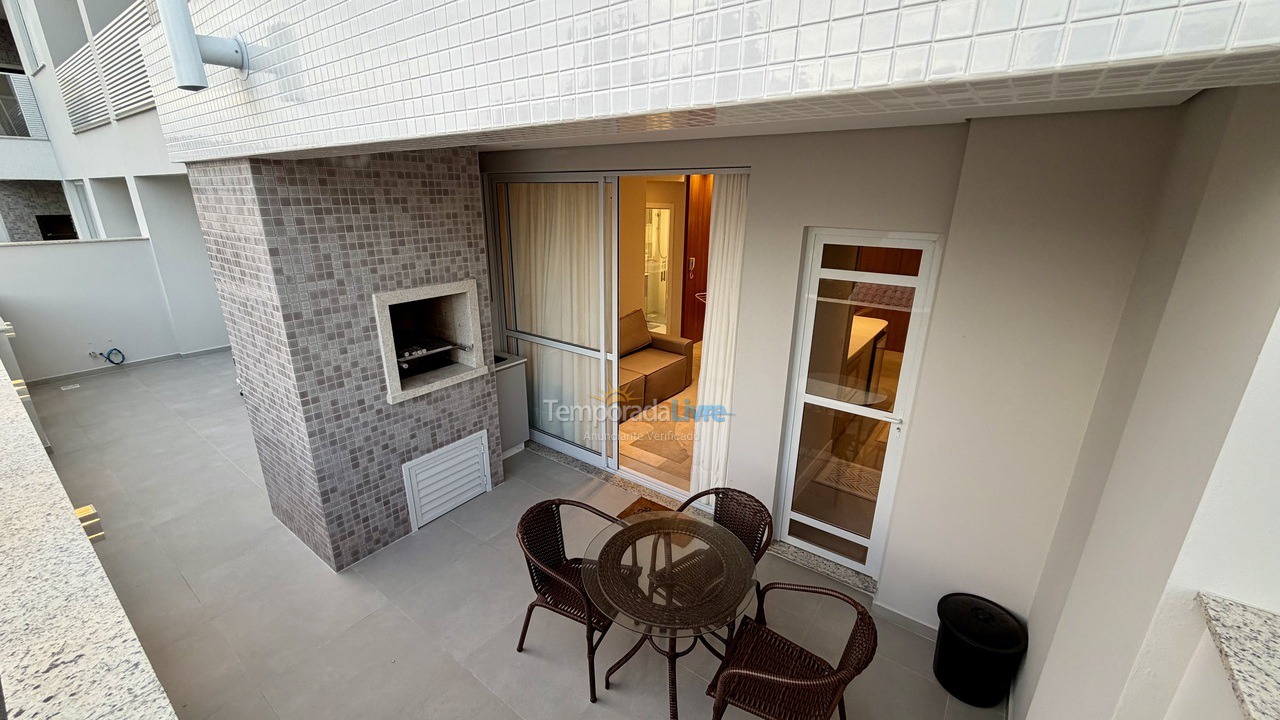 Apartment for vacation rental in Governador Celso Ramos (Praia de Palmas)
