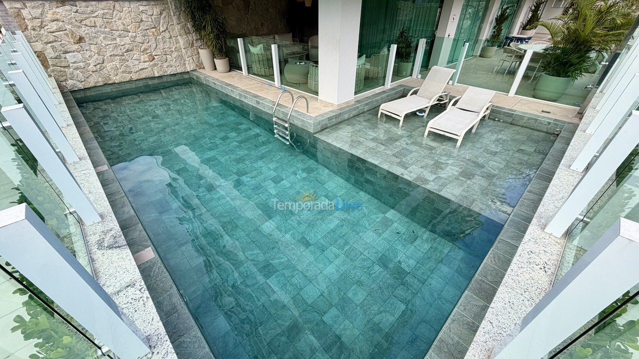 Apartment for vacation rental in Governador Celso Ramos (Praia de Palmas)