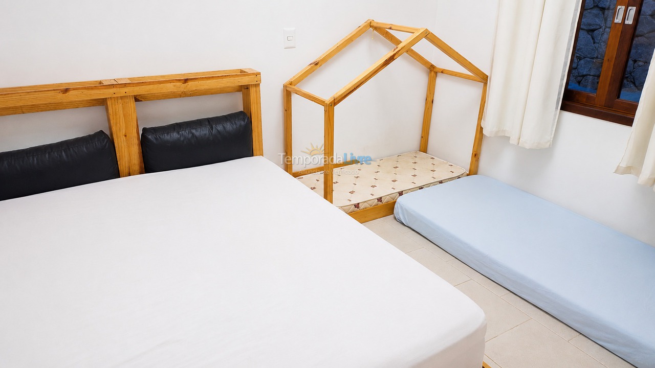 Granja para alquiler de vacaciones em Atibaia (Rio Acima)
