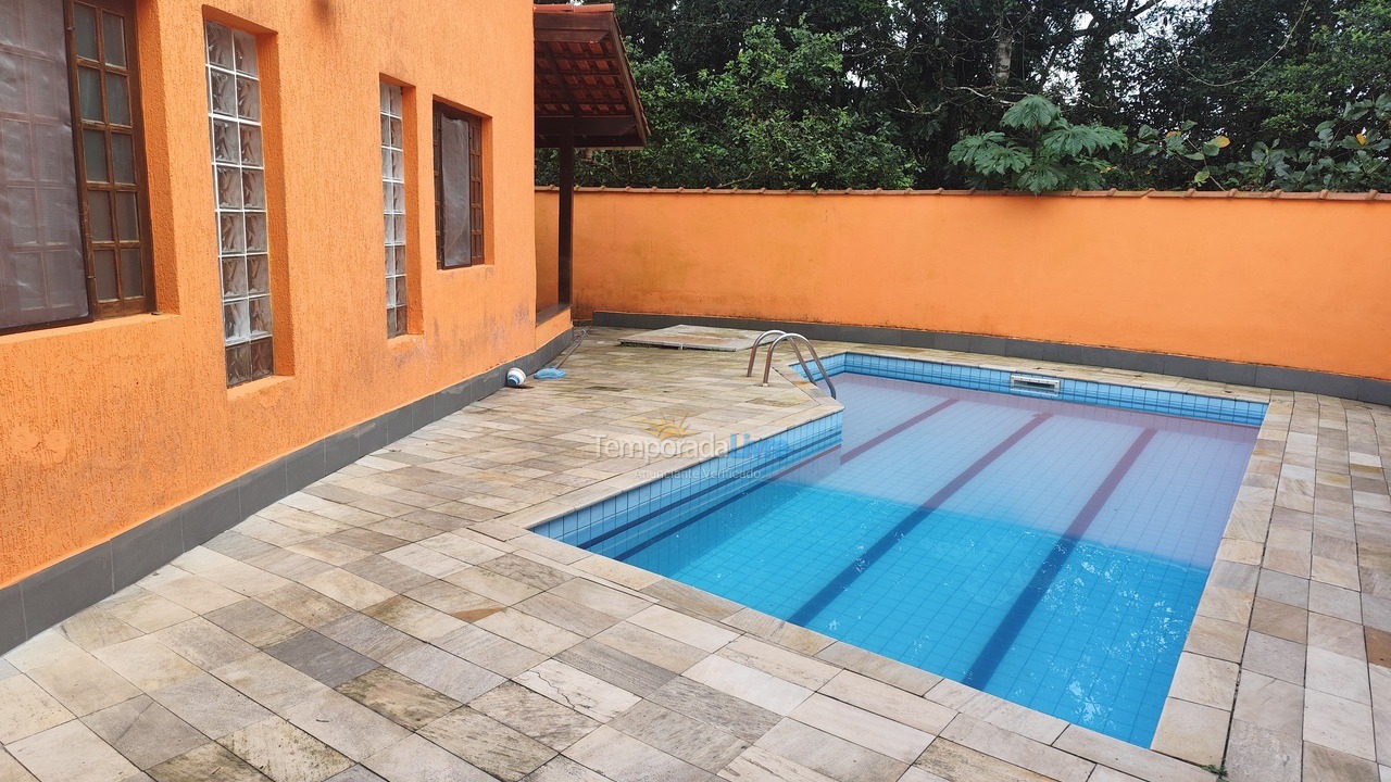 House for vacation rental in Bertioga (Praia de Guaratuba)
