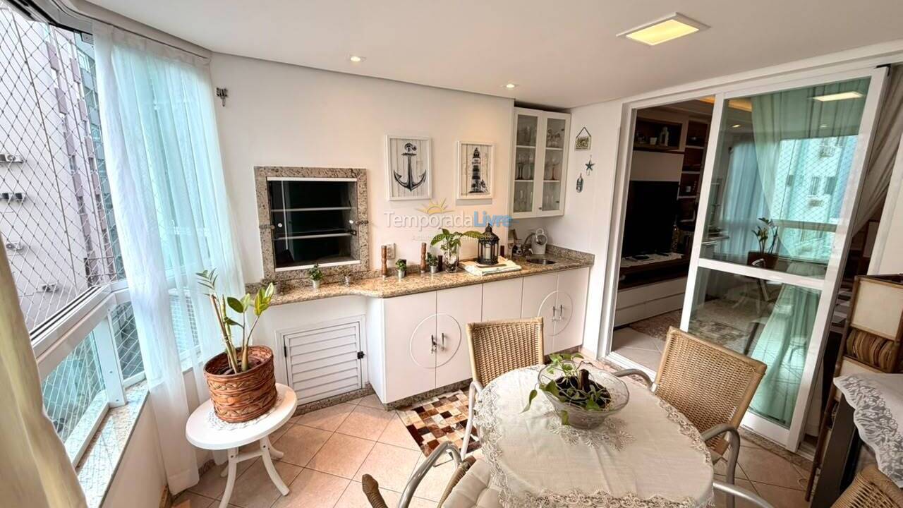 Apartment for vacation rental in Balneário Camboriú (Praia Central)