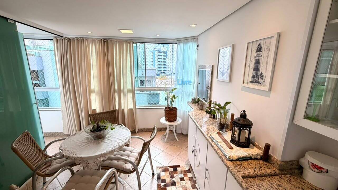 Apartment for vacation rental in Balneário Camboriú (Praia Central)