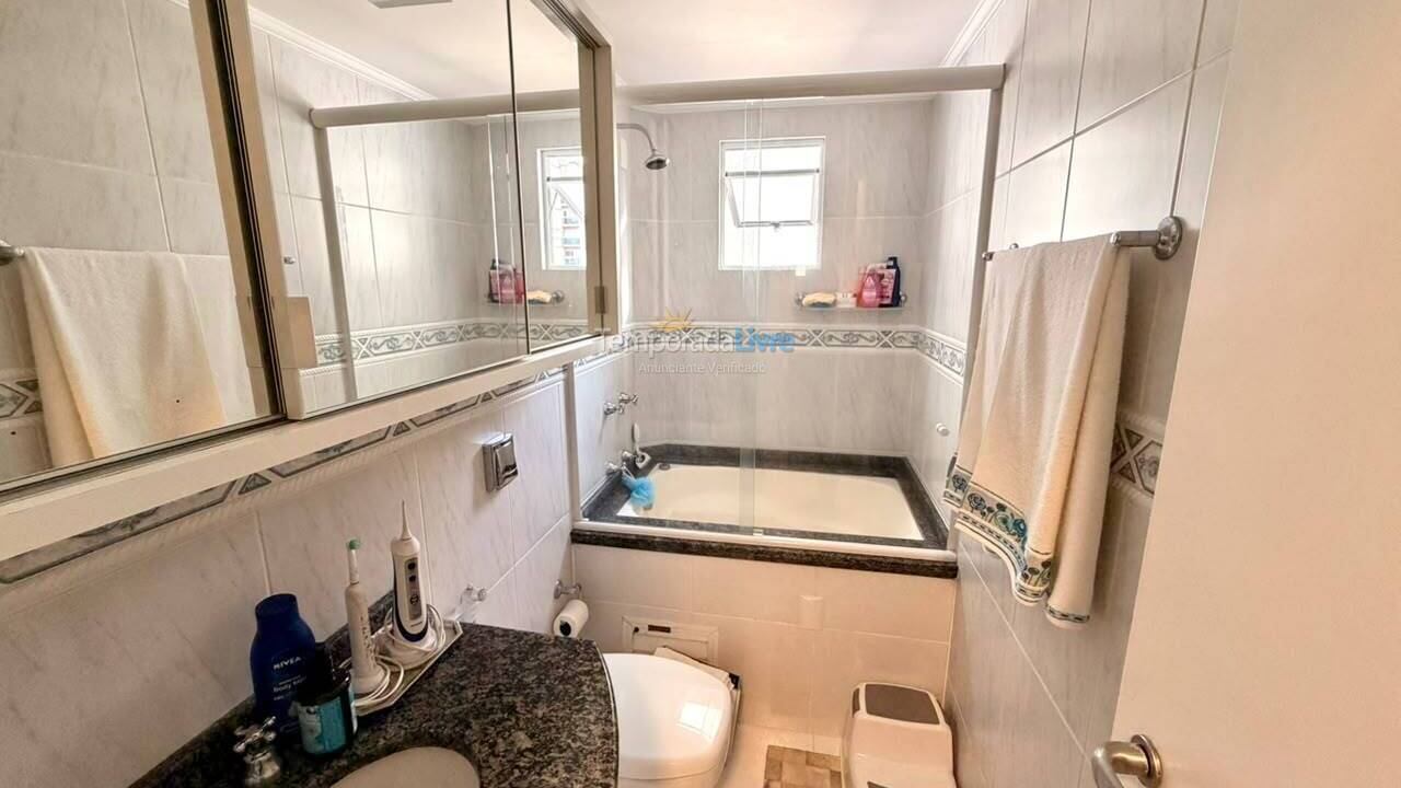 Apartment for vacation rental in Balneário Camboriú (Praia Central)