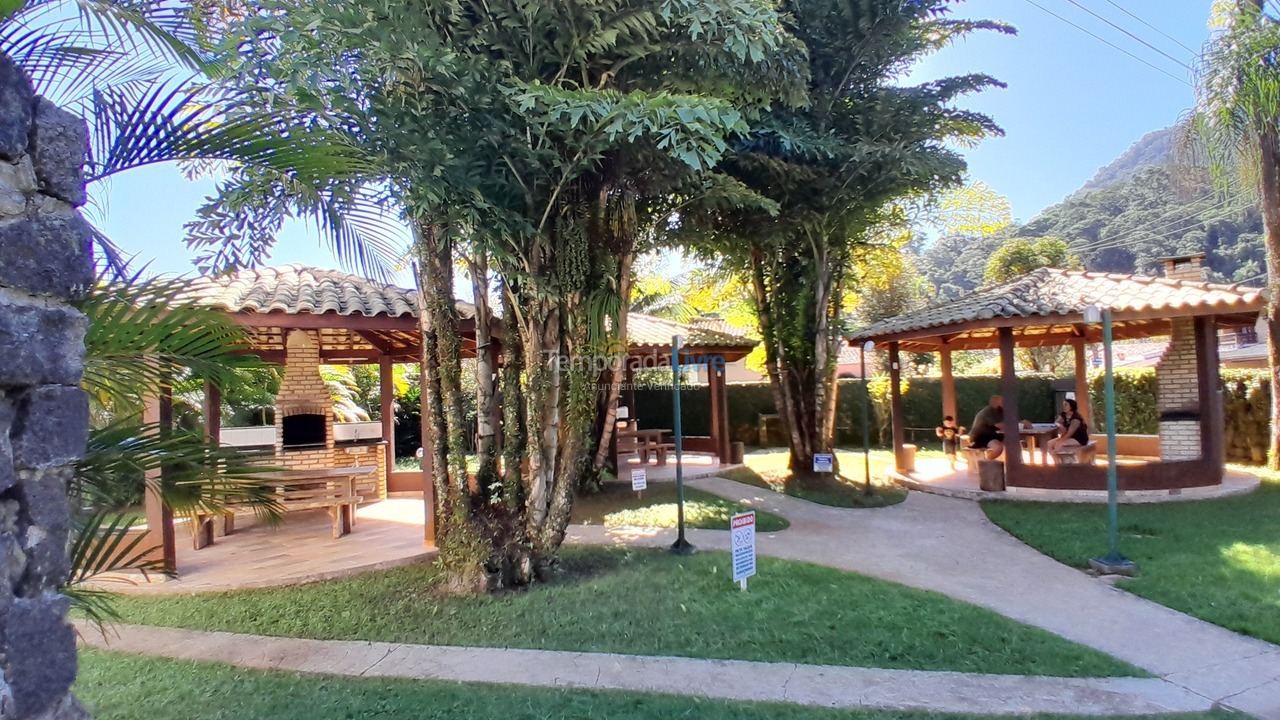 Apartamento para alquiler de vacaciones em Ubatuba (Enseada)